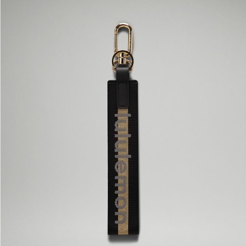 Black & Gold Lulu XL keychain